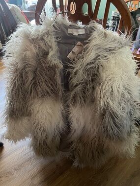 NWT New York and company white and grey fur jacket!